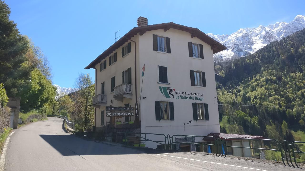 La Valle Del Drago Hotel Piazza Brembana Exterior foto